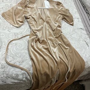 Women’s dress